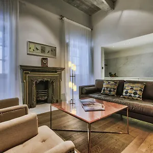 10 Strait Street La Valeta